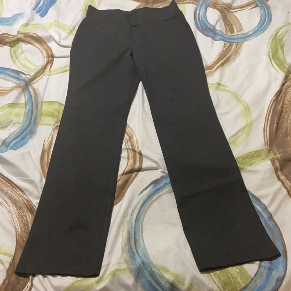 COPY - Sofia Vergara Size M dress pants.